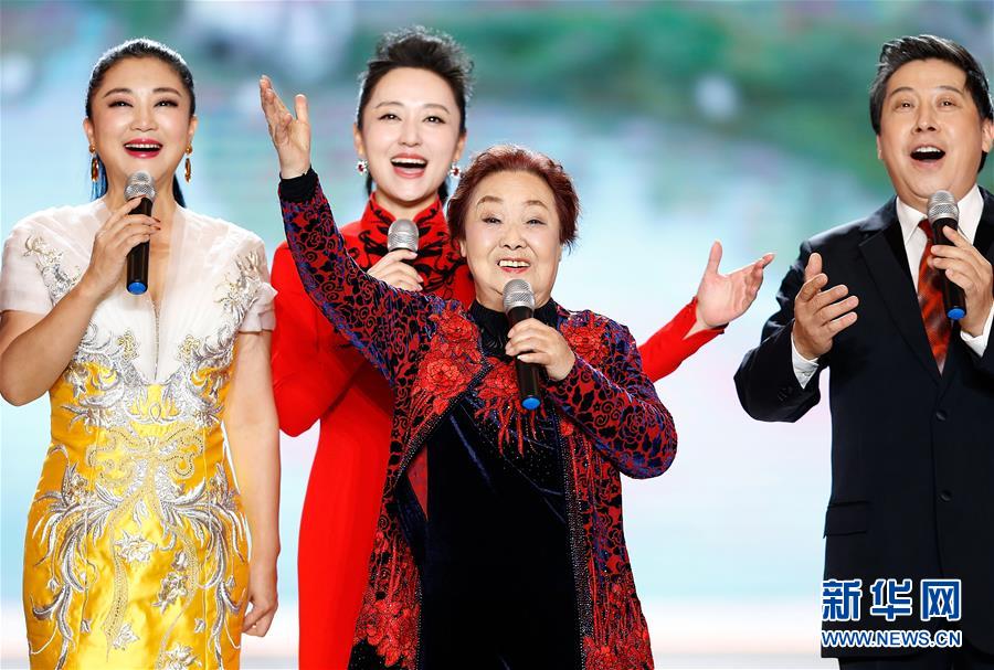 （文化）（2）“百花迎春——中國文學藝術界聯(lián)合會2020春節(jié)大聯(lián)歡”在京舉行