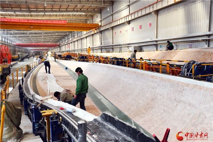 “擰緊”防控閥 打出“組合拳”——玉門市三向發(fā)力推動疫情防控、復工復產、脫貧攻堅齊頭并進（圖）