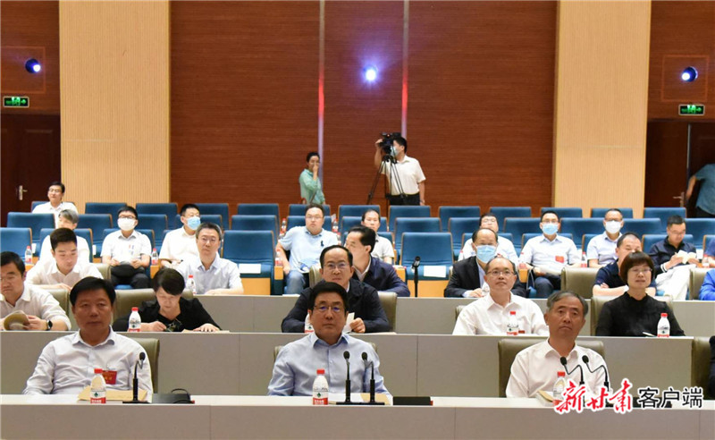 甘肅省深度貧困地區(qū)脫貧攻堅(jiān)現(xiàn)場(chǎng)推進(jìn)會(huì)召開(kāi) 林鐸唐仁健陳志剛李忠講話 孫偉主持