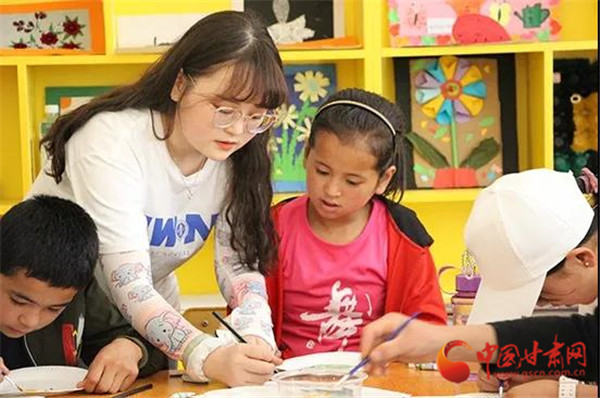 關(guān)愛山區(qū)的孩子 西北師大學子在東鄉(xiāng)、會寧開展體育美育浸潤行動活動