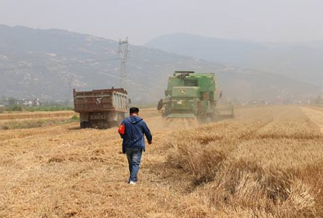 蘭州農(nóng)機安全監(jiān)理確?！叭摹卑踩a(chǎn)