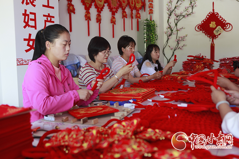 【中國的脫貧智慧】民樂：“五小”產(chǎn)業(yè)托起婦女致富夢