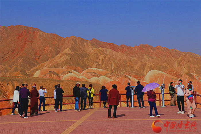 河西春光美！張掖丹霞大景區(qū)2月游客接待量大幅提升