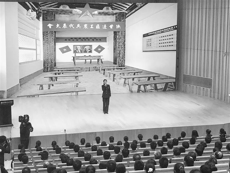 蘭州市開展“學(xué)黨史、頌黨恩、跟黨走”紅色文化進校園活動