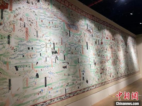 圖為展覽現(xiàn)場(chǎng)?！〗瓧顭?攝