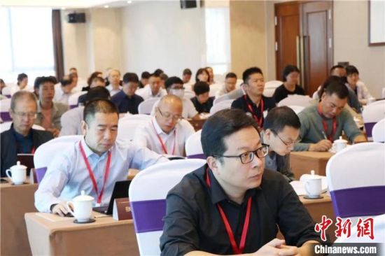 圖為“明清時期河西走廊社會變遷”學(xué)術(shù)研討會現(xiàn)場?！∥渫行侣剛髅郊瘓F供圖
