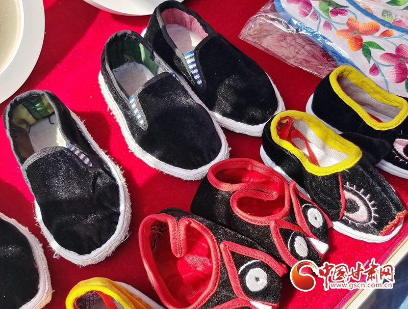 警惕病毒“物傳人”跨境包裹咋打開？