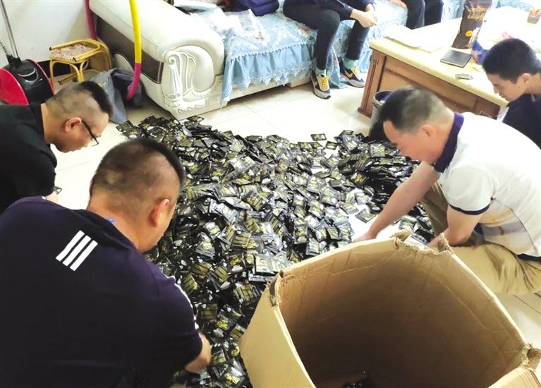 “減肥咖啡”竟含違禁藥 蘭州警方破獲特大網(wǎng)絡(luò)生產(chǎn)、銷售有毒、有害食品案