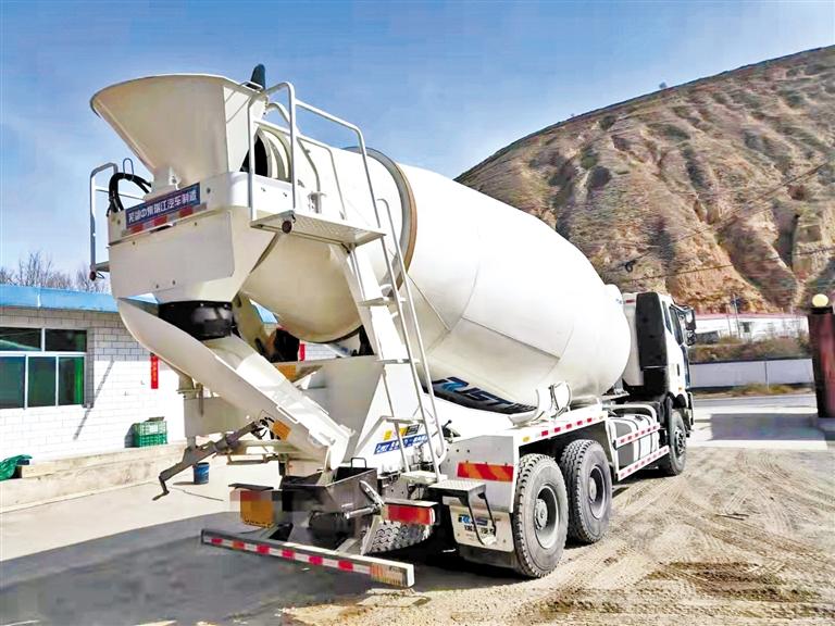 【聚焦3.15】大罐攪拌車年檢時(shí) 發(fā)現(xiàn)竟是非法改裝車？