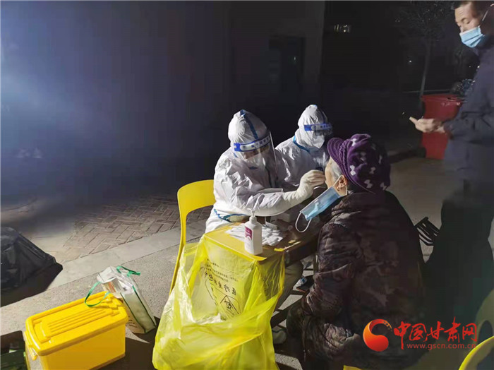 專家詳解新版新冠診療方案：為何輕型病例可以不住院了？