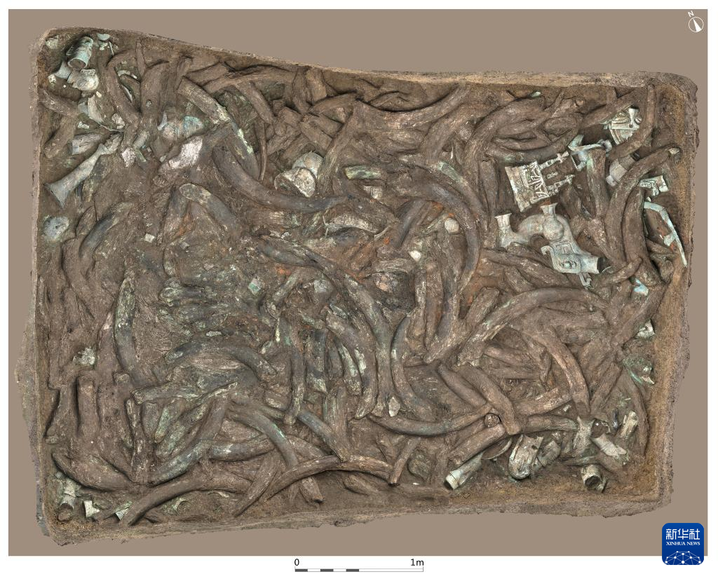 四川廣漢市三星堆商代遺址八號(hào)坑（資料圖）。