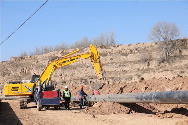 臨洮縣洮陽水廠農(nóng)村供水鞏固提升暨城區(qū)第二水源工程現(xiàn)場。_副本.jpg