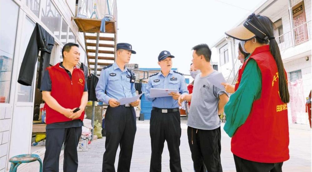 社區(qū)警務隊織密平安防控網(wǎng)